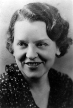 Gwen Bristow, photo Wikipedia